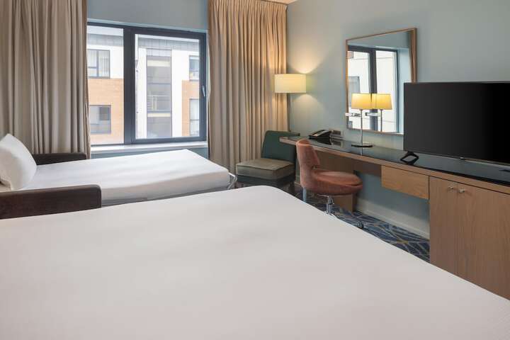 Room 35 of 108