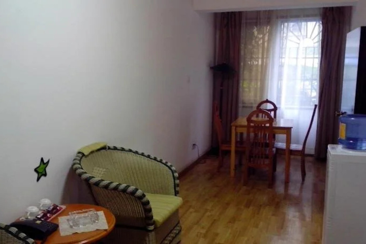 Room 6 of 26