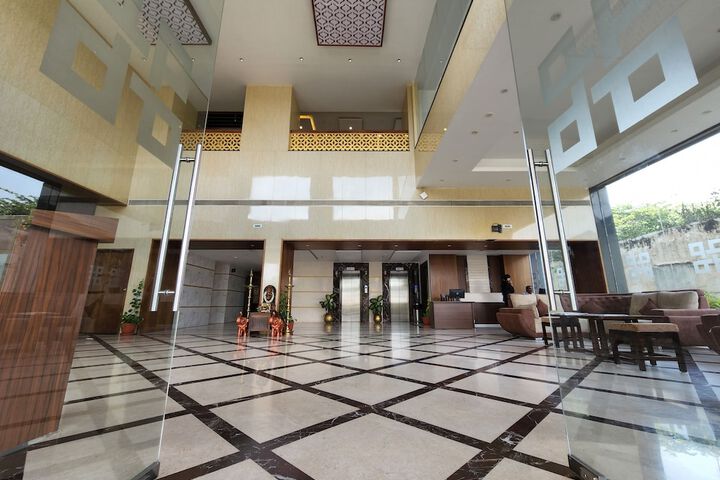 Hotel 53 of 56
