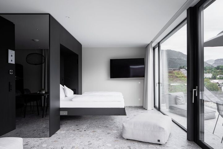 Room 21 of 70