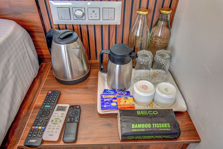 Breakfast/Coffee Service 7 of 29