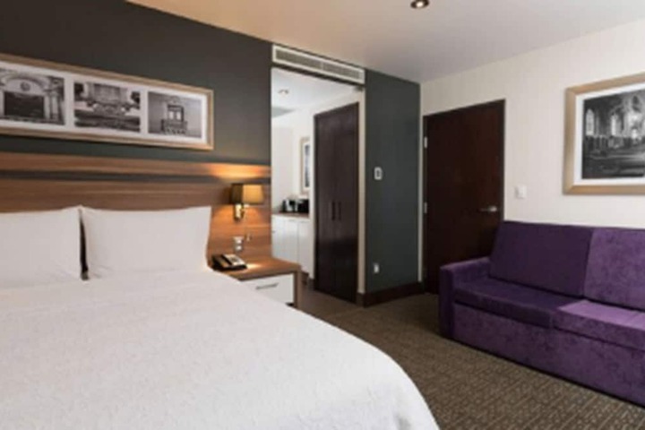 Room 20 of 65