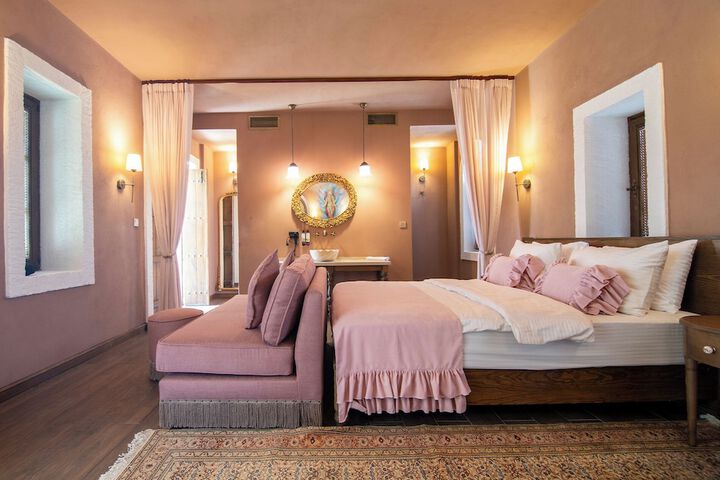 Room 3 of 36