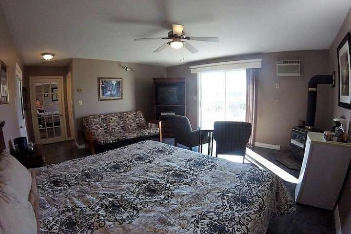 Room 10 of 53