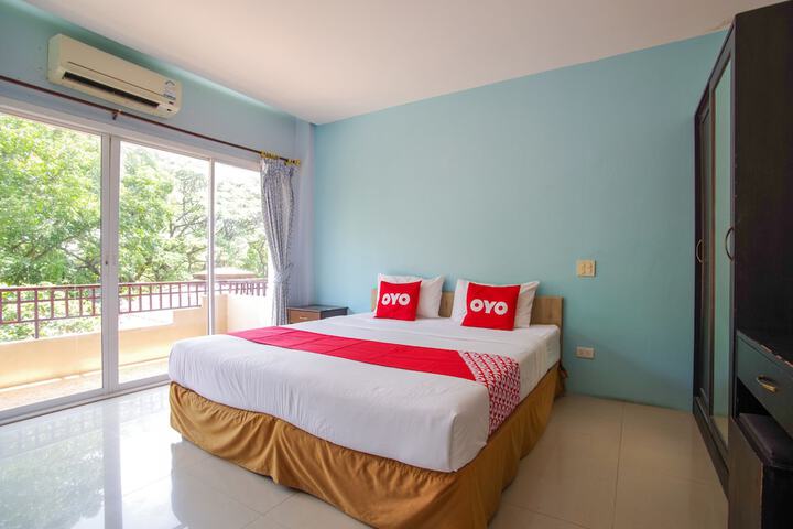 Room 4 of 49