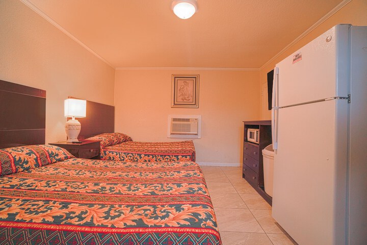 Room 27 of 50