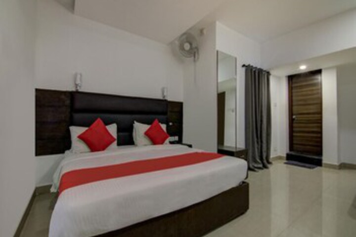 Room 28 of 31