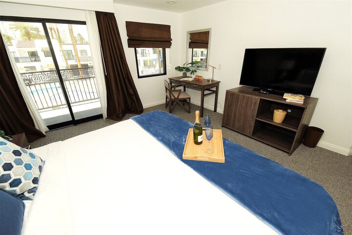 Room 27 of 113