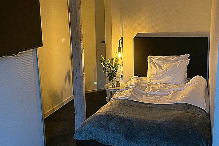 Room 13 of 58