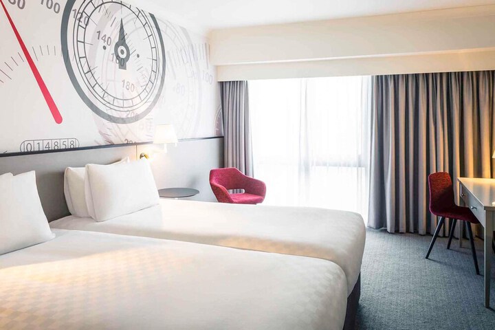Room 21 of 64