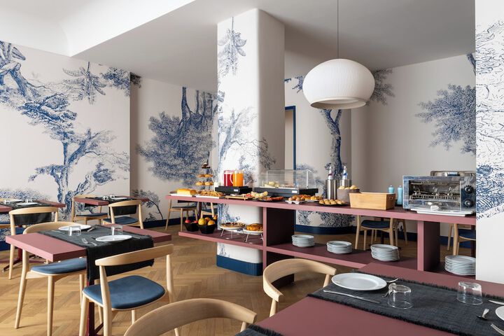 Breakfast area