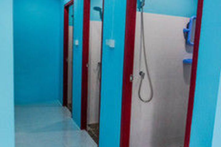 Room 2 of 16