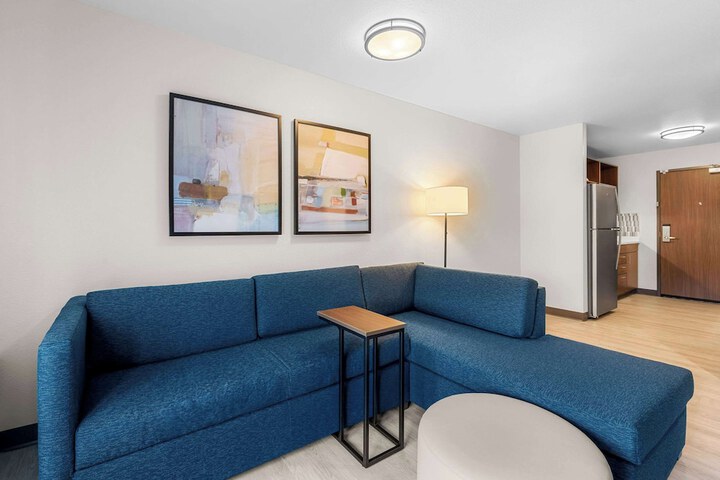 Suite 2 Queen Beds (9 of 14)