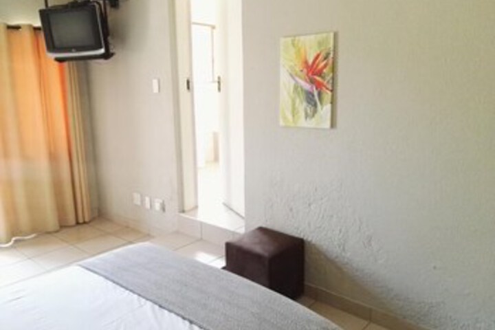 Room 40 of 171