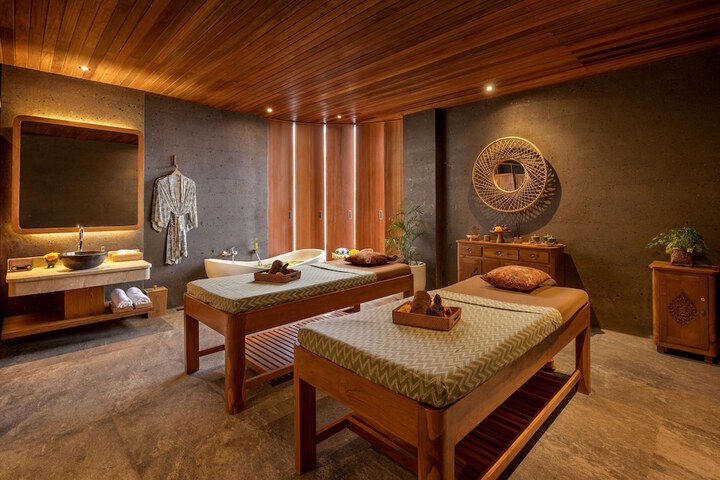 Spa 52 of 72