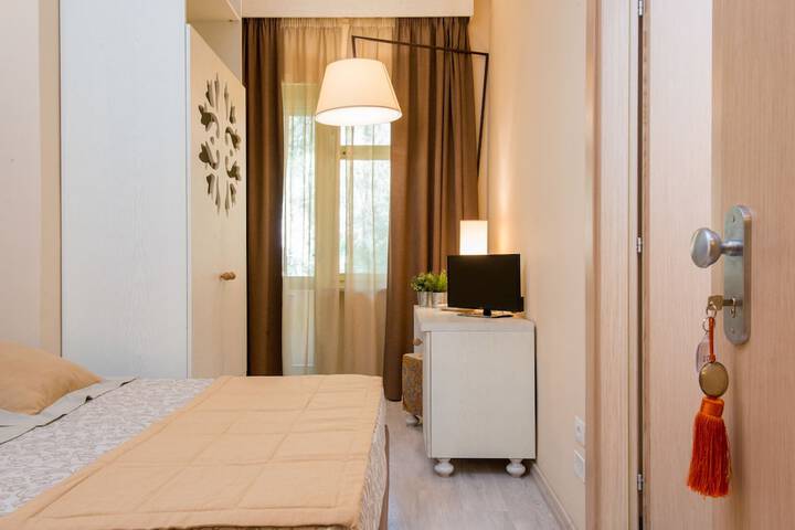 Room 10 of 60