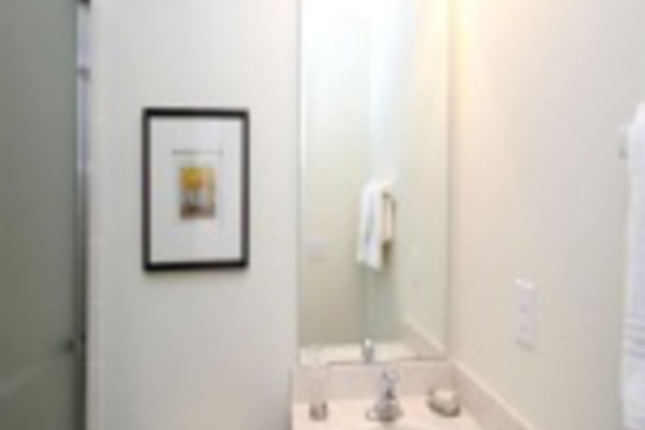 Room 228 of 299