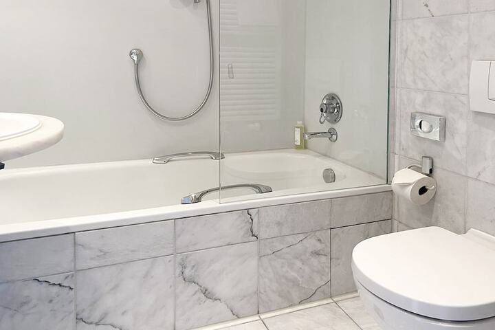 Bath Photo
