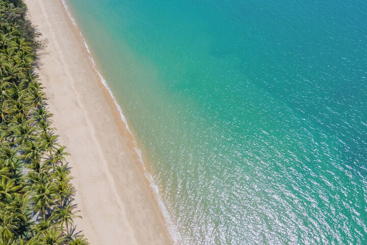 Beach 142 of 158