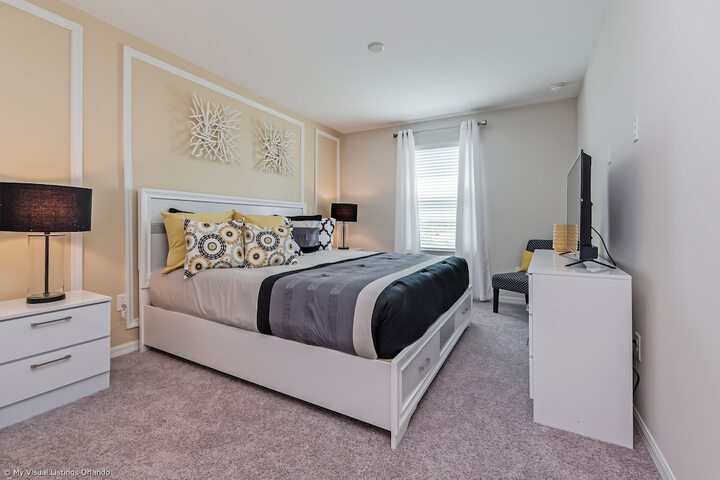 Room 3 of 55