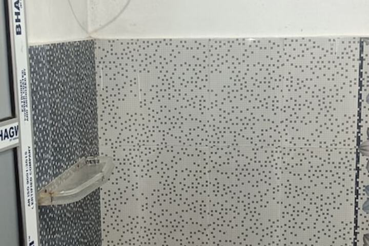 Room 15 of 36
