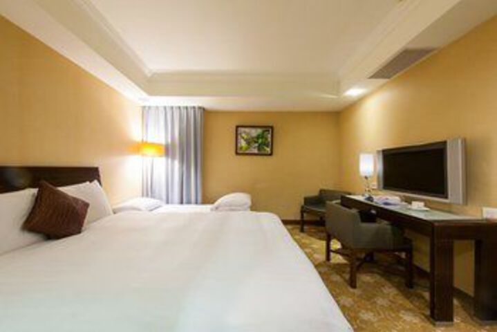 Room 29 of 50
