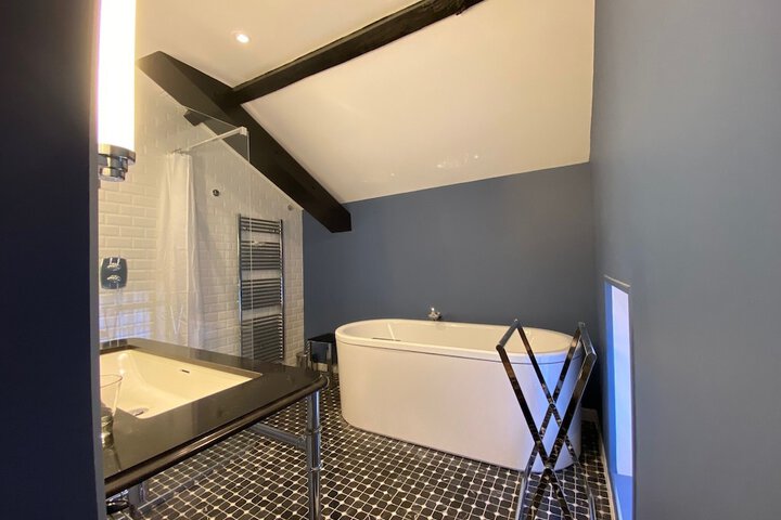 Bath Photo