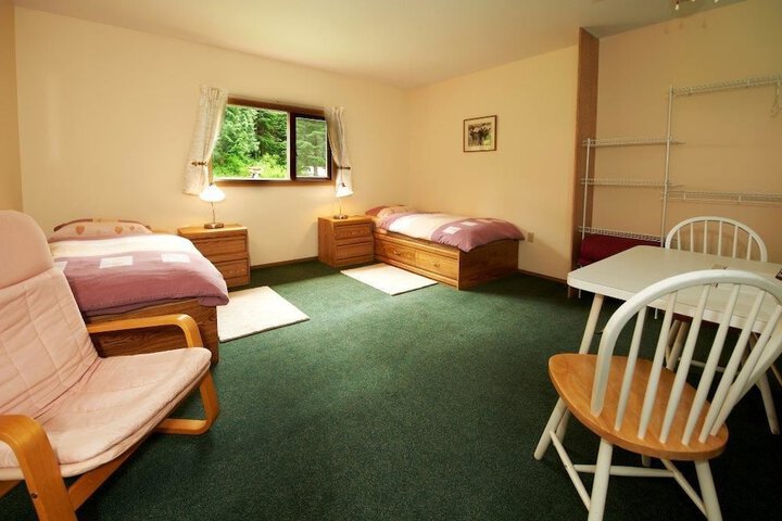 Room 2 of 11