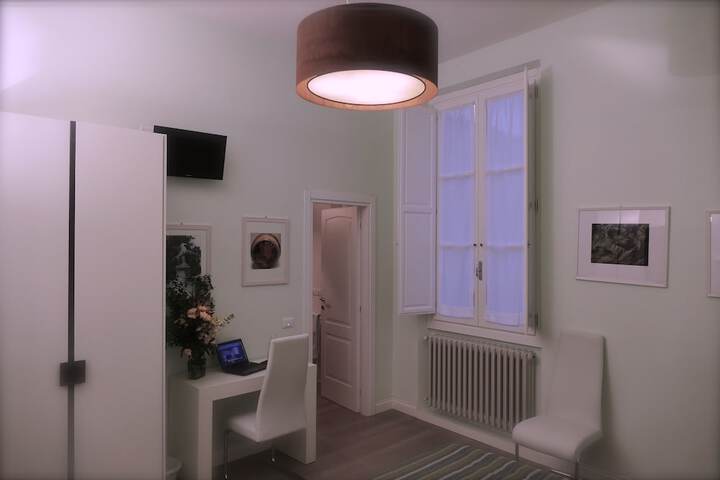 Room 33 of 58