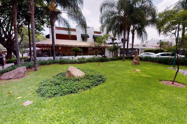 Hotel 76 of 76