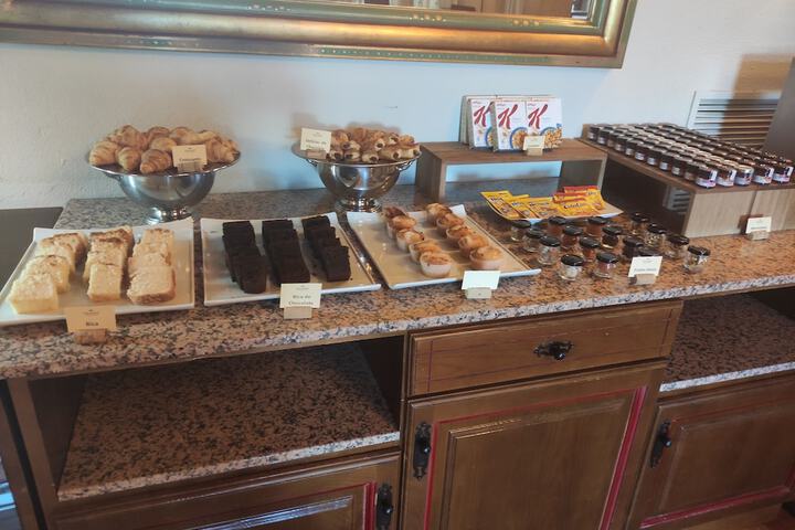 Breakfast buffet