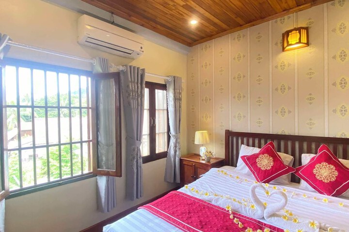 Room 5 of 53