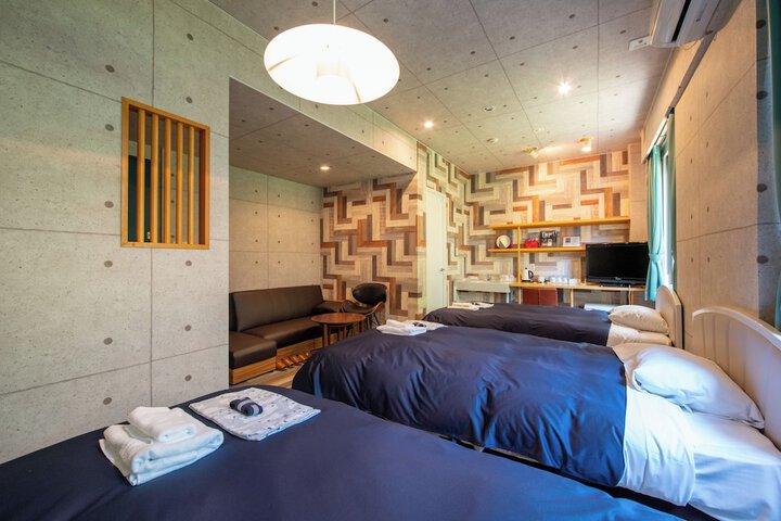 Room 30 of 84