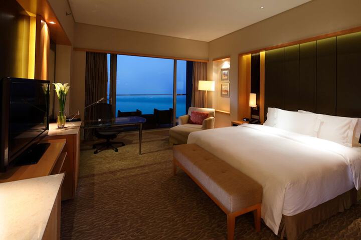 Room 26 of 71