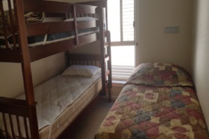 Room 225 of 792