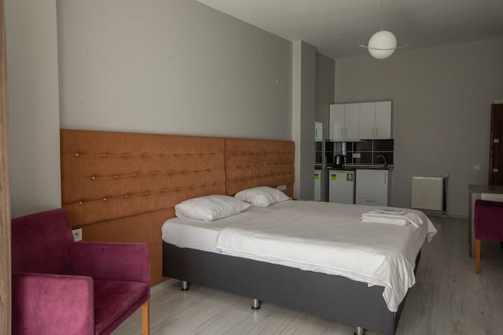 Room 15 of 22