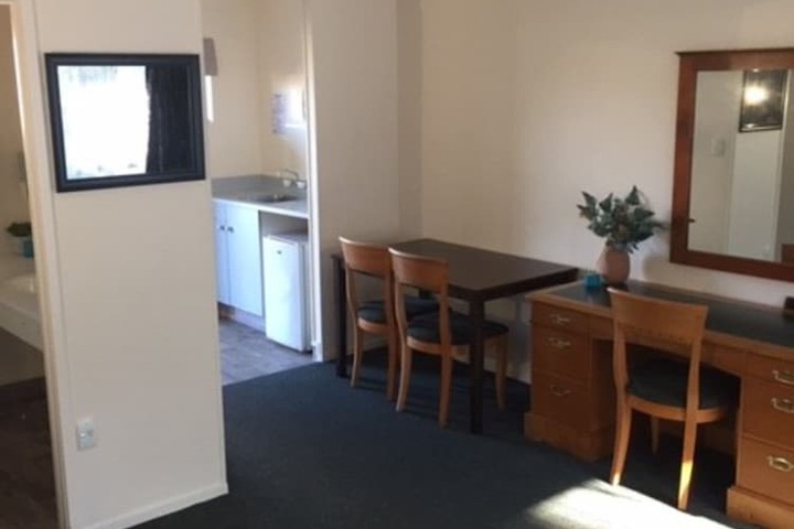 Room 7 of 37