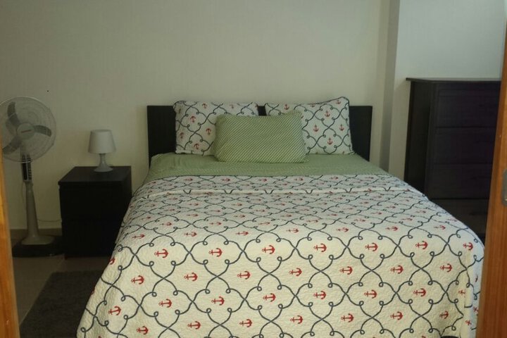 Room 5 of 18