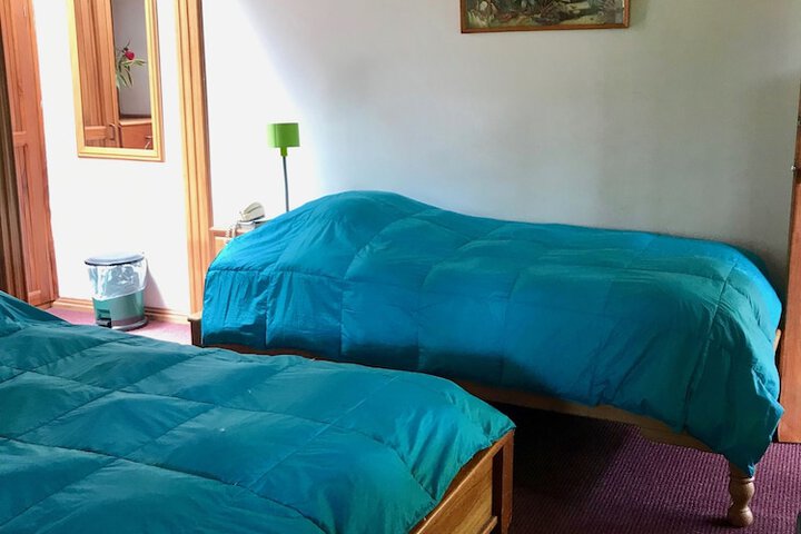 Room 42 of 154