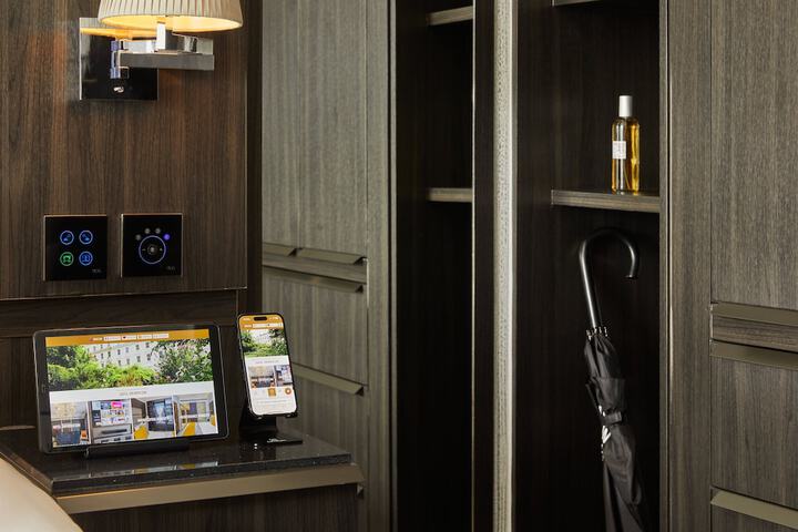 Room amenity