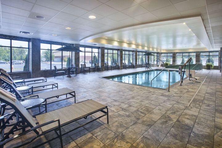 Pool 33 of 65