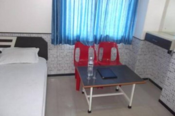 Room 3 of 5