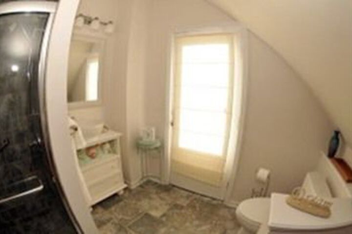 Room 3 of 31
