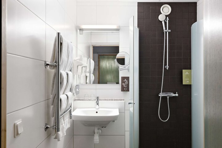 Bath Interior