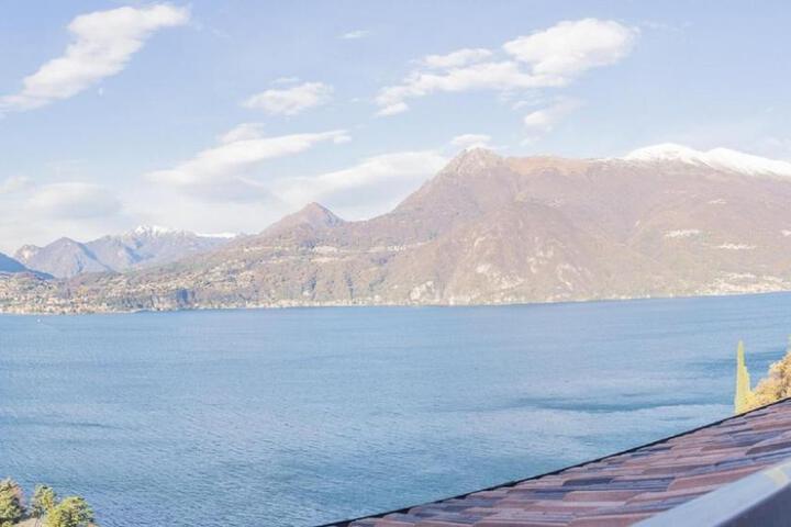 Exterior of Varenna Paradise 3 in Perledo