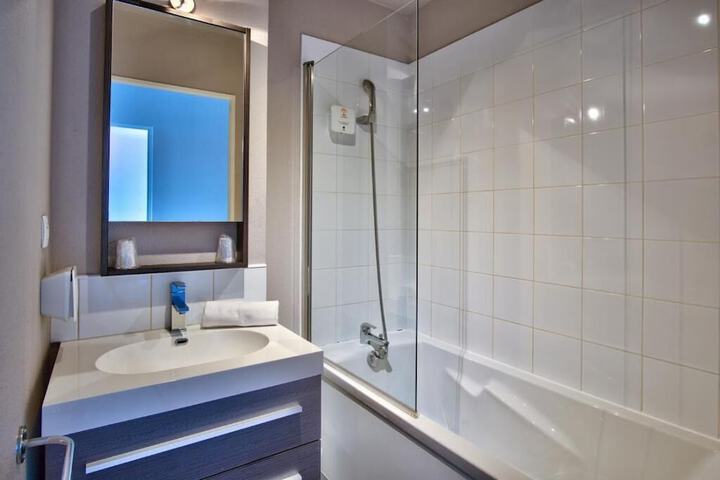 Bath Interior