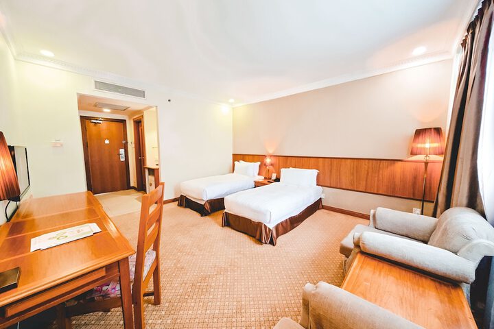 Room 14 of 79