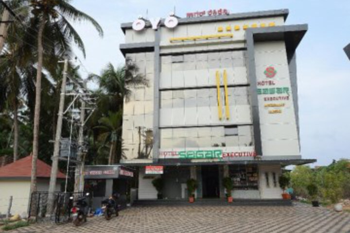 OYO 40263 Hotel Sagar Executive