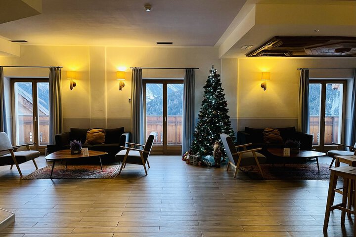 Hotel Interior 8 of 66