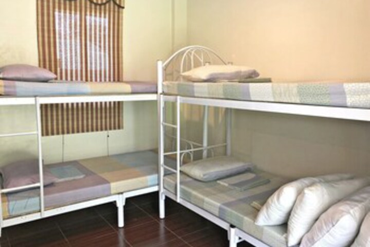 Room 28 of 37